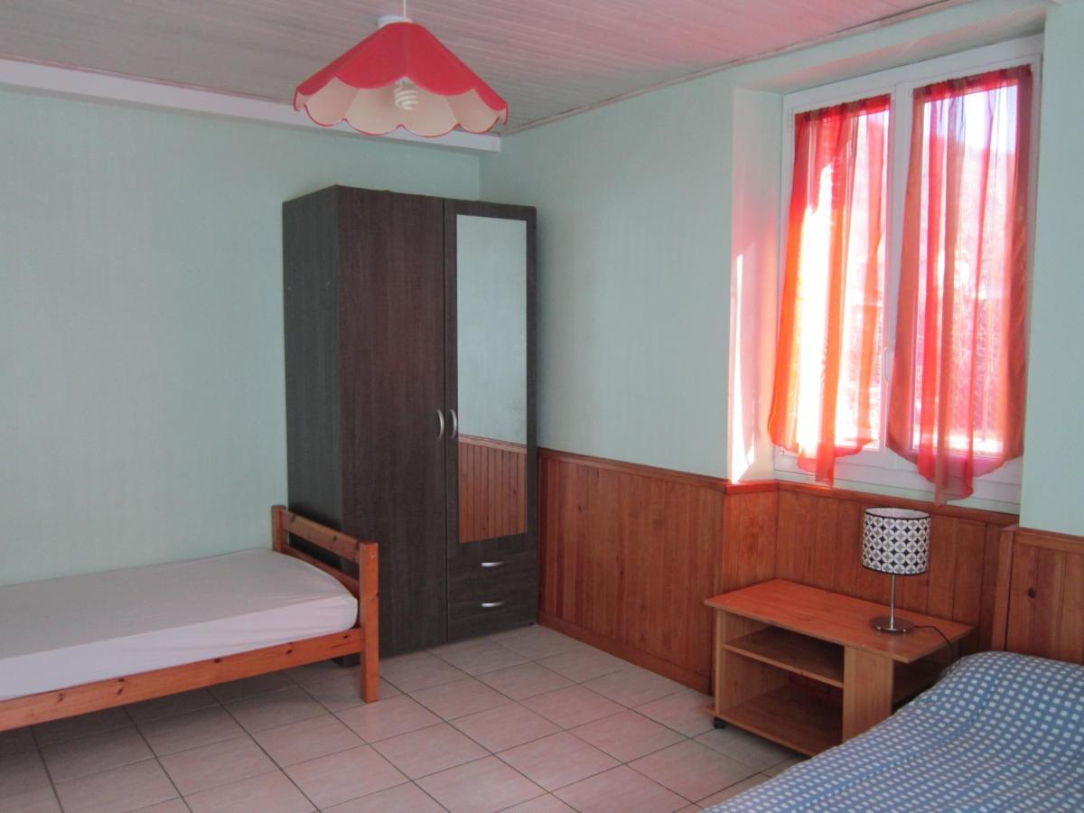 Appartement Rdc Maison De Village Savignac-les-Ormeaux Buitenkant foto