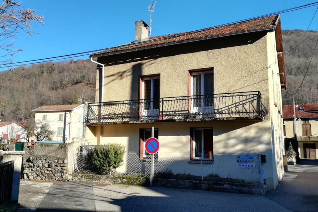 Appartement Rdc Maison De Village Savignac-les-Ormeaux Buitenkant foto